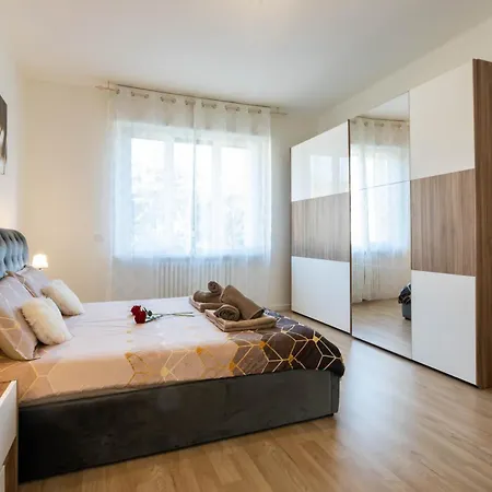 アパート Residenza Alexander Luxury 2 *