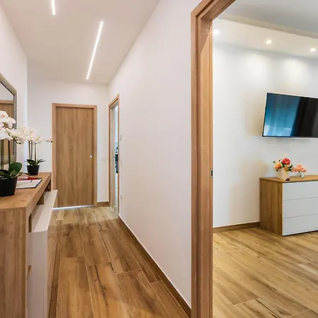 Residenza Alexander Luxury 2 Апартаменты